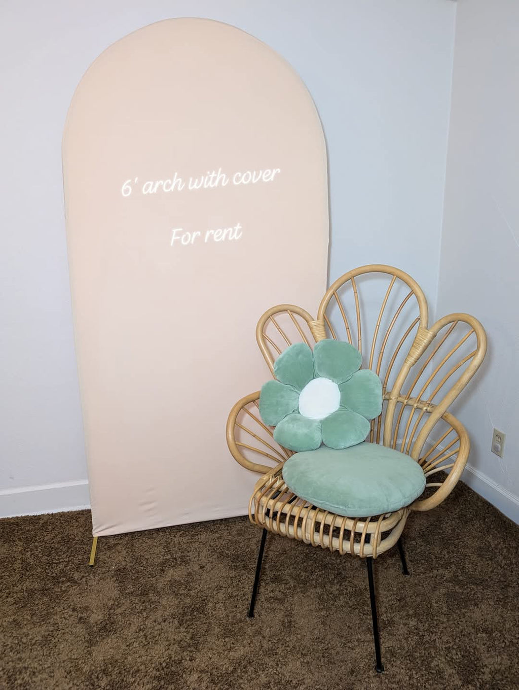 RENTAL - 3 Gold Metal Arches with covers