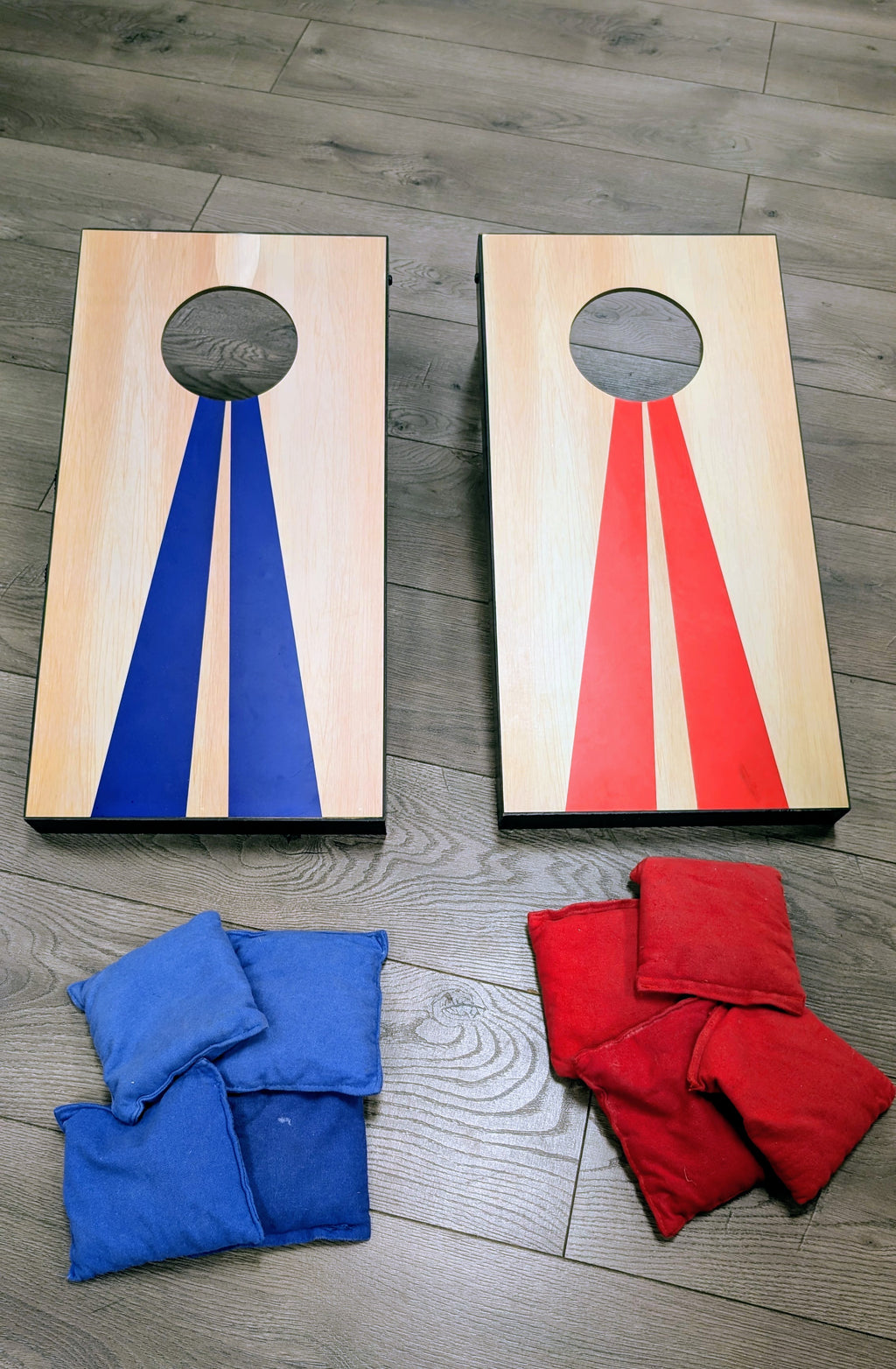 RENTAL - Mini Cornhole Game set
