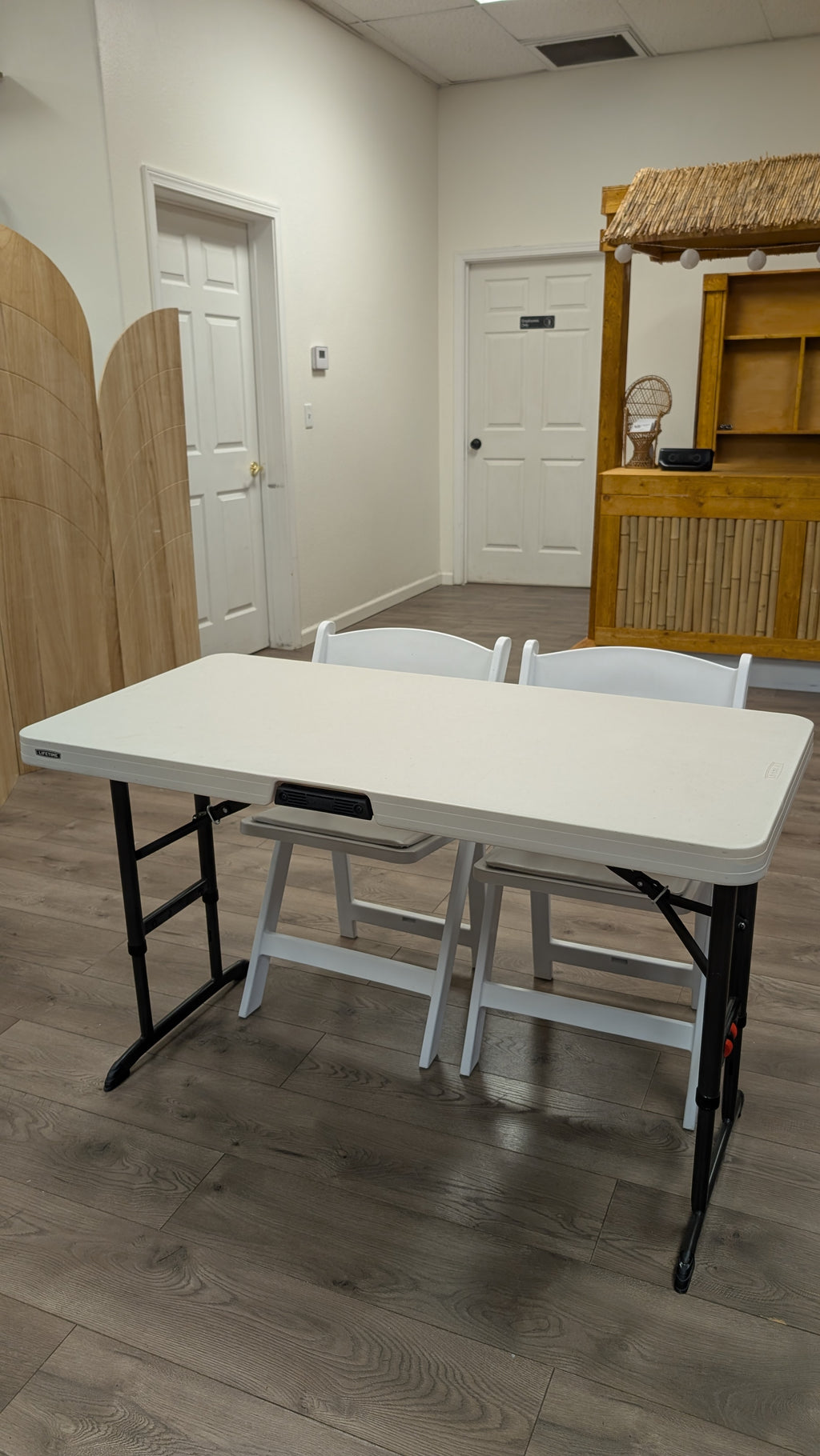 RENTAL - 4 ft rectangle table with adjustable legs