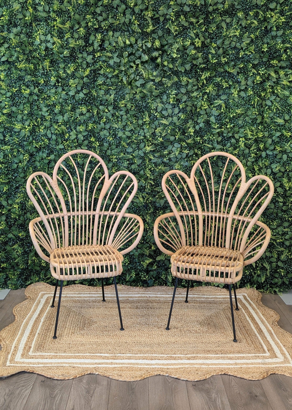 Rental - SWEETHEART flower chairs